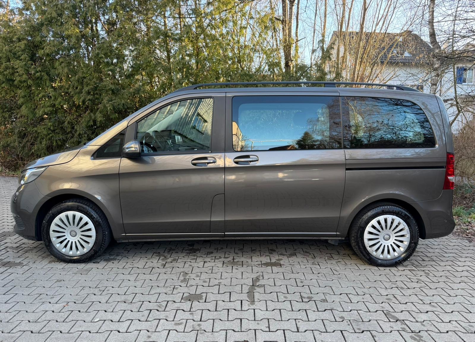 MERCEDES-BENZ V 200 d kompakt 4Matic 7G-Tronic, Diesel, Second hand / Used, Automatic - 2