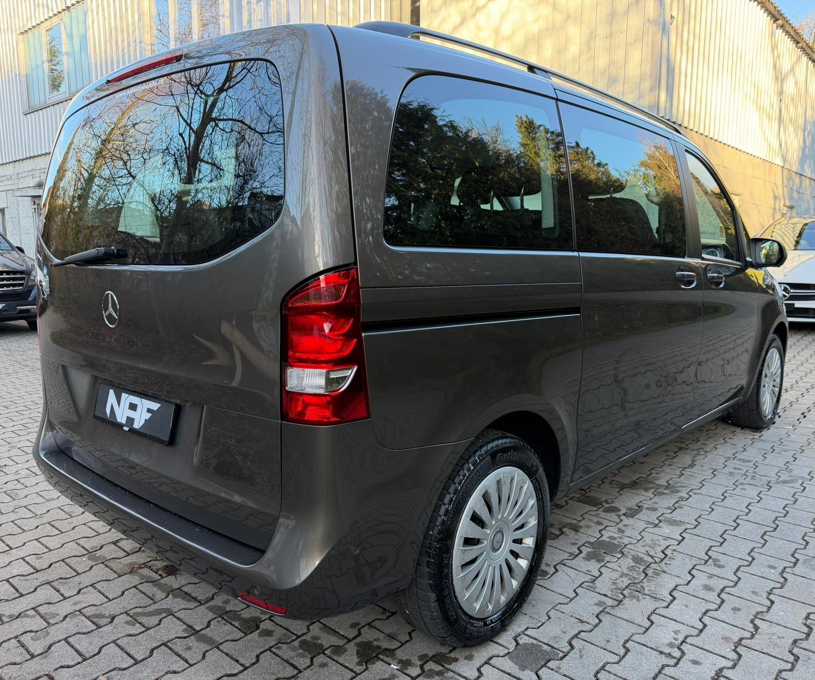 MERCEDES-BENZ V 200 d kompakt 4Matic 7G-Tronic, Diesel, Second hand / Used, Automatic - 5