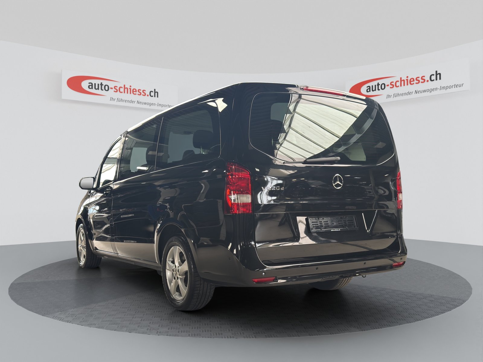 MERCEDES-BENZ V 220 d lang 4Matic 9G-Tronic 7Pl., Diesel, Occasion / Gebraucht, Automatik - 3