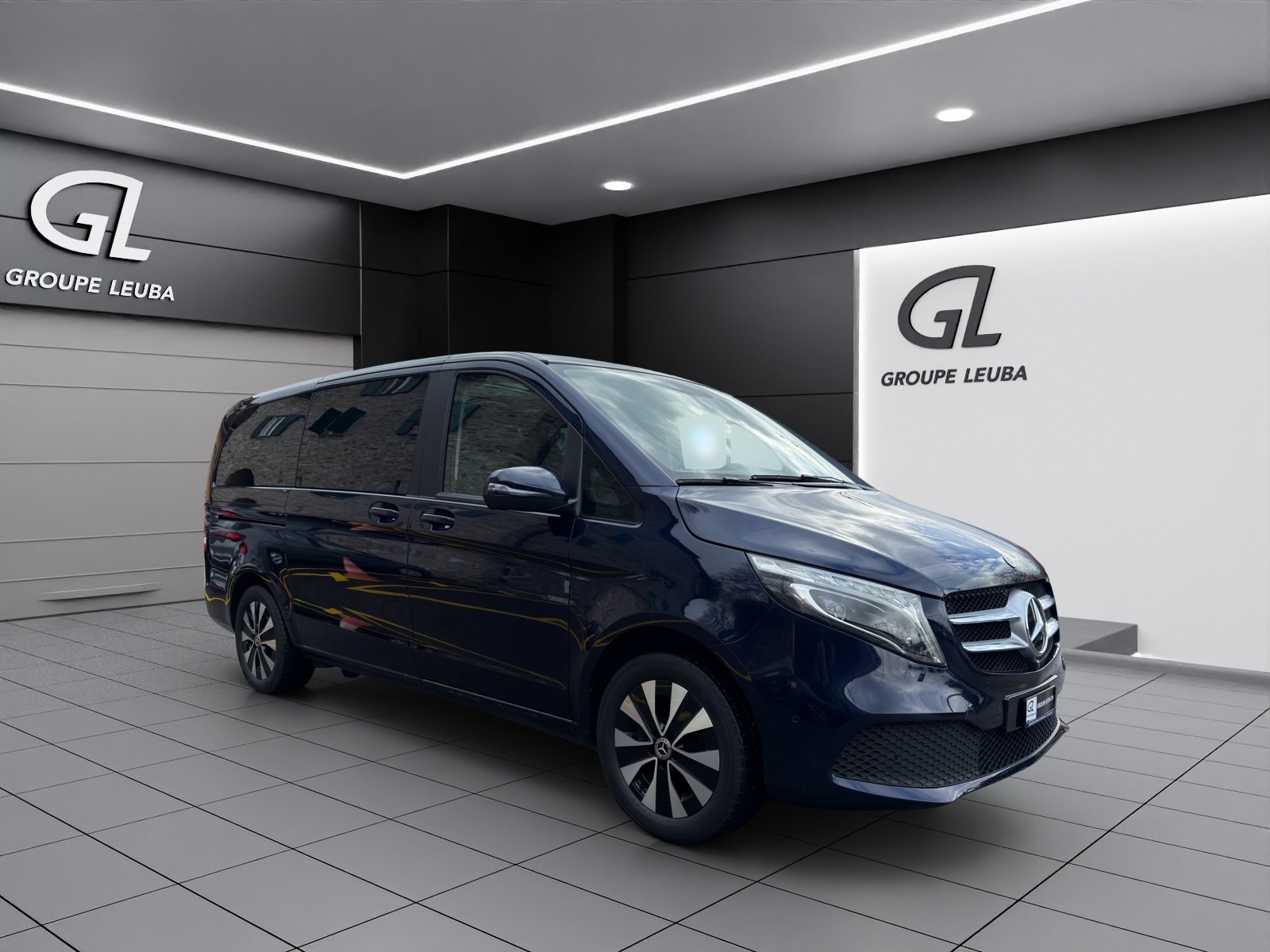 MERCEDES-BENZ V 220 d Exclusive lang 4Matic 9G-Tronic