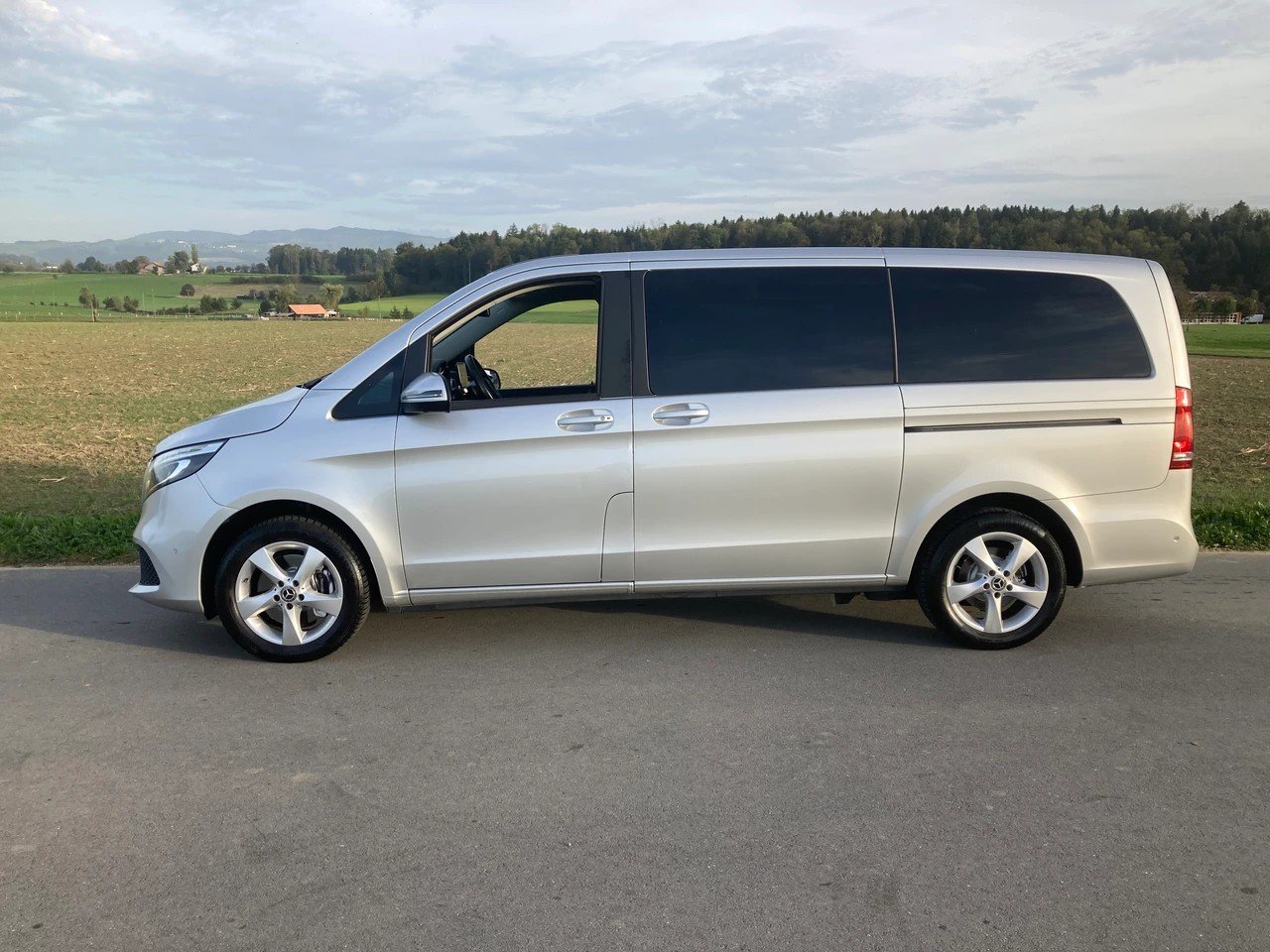 MERCEDES-BENZ V 220 d lang 4Matic 9G-Tronic 7 Sitzer, Diesel, Occasion / Gebraucht, Automatik - 5