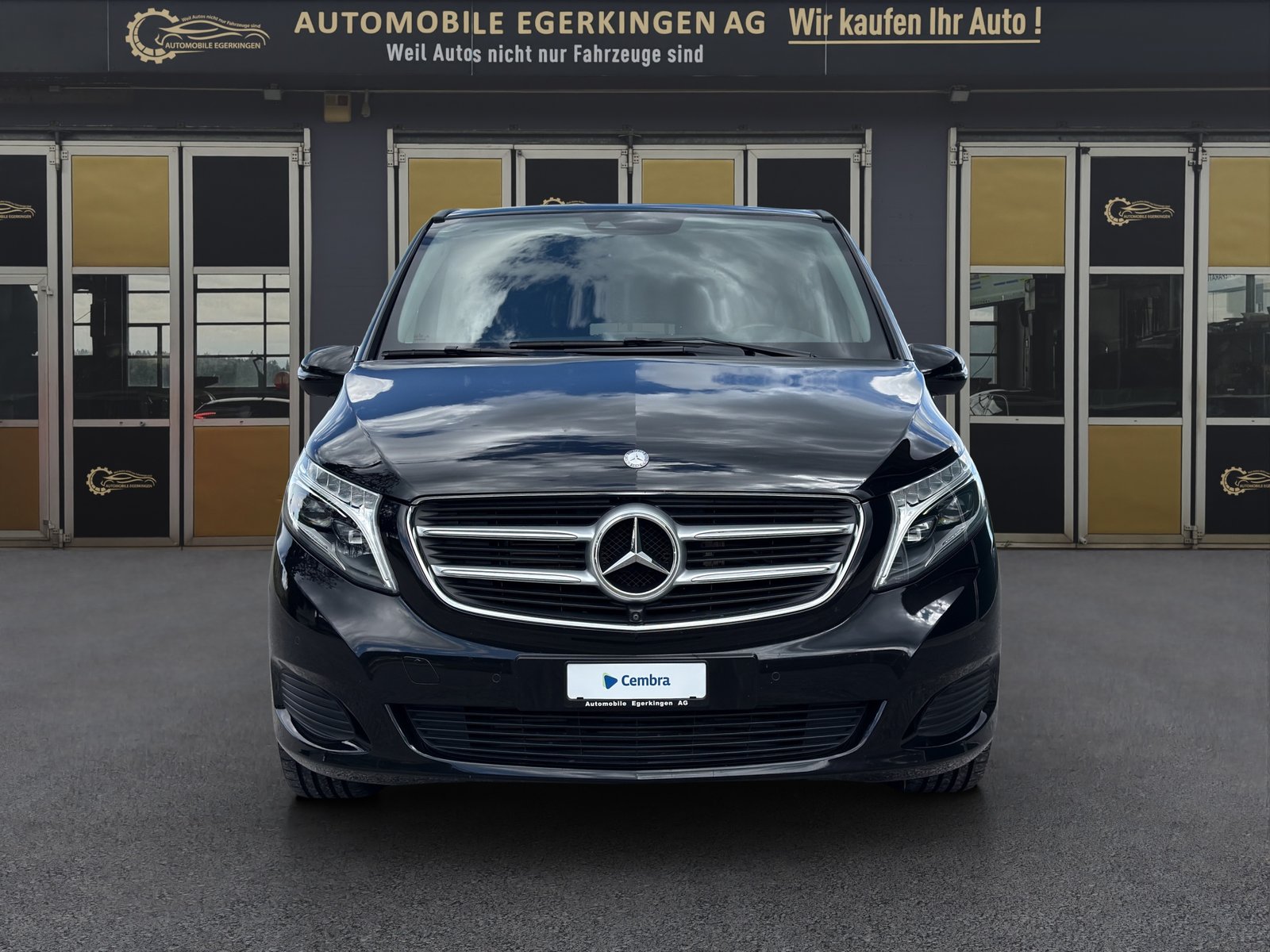 MERCEDES-BENZ V 220 d lang 4matic Van mit Rollstuhl-Rampe, Diesel, Occasion / Gebraucht, Automatik - 2