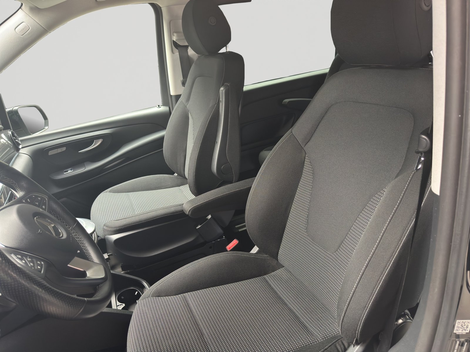MERCEDES-BENZ V 220 d 8Pl. Edition lang 9G-Tronic, Diesel, Occasion / Gebraucht, Automatik - 6