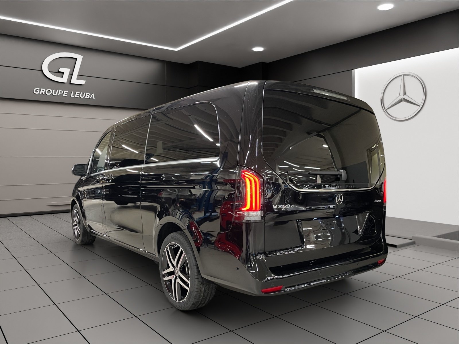 MERCEDES-BENZ V 250 d extralang 4Matic Style 9G-Tronic, Diesel, Auto nuove, Automatico - 4