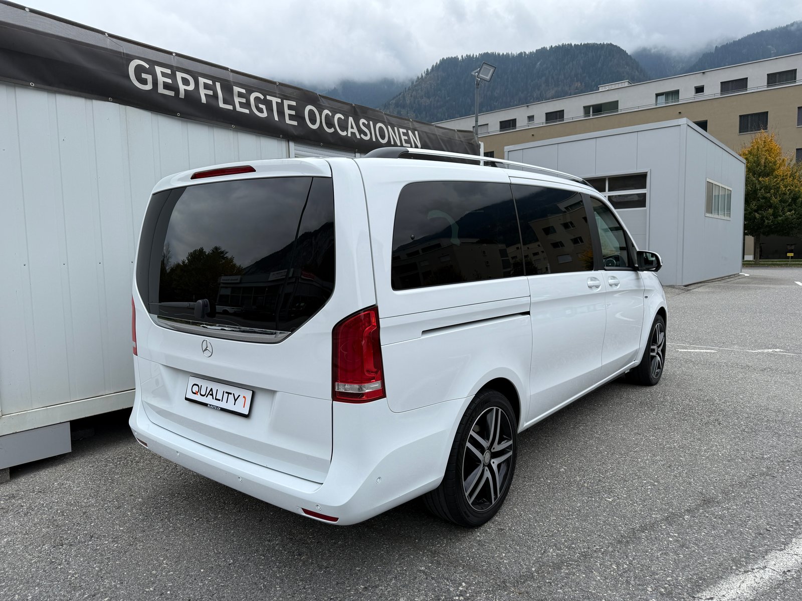 MERCEDES-BENZ V 250 d Avantgarde lang 4Matic 7G-Tronic * 8 PLÄTZE*PANORMA*, Diesel, Occasion / Utilisé, Automatique - 4