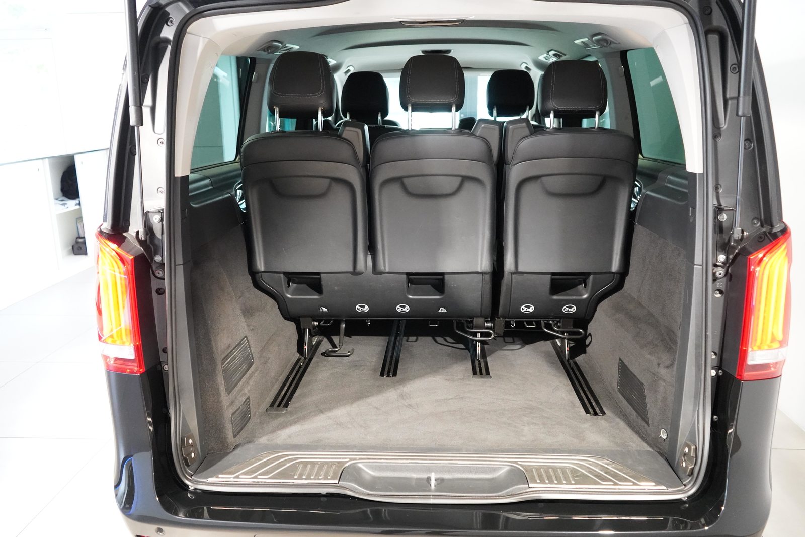 MERCEDES-BENZ V 250 d Avantgarde lang Van, Diesel, Occasion / Gebraucht, Automatik - 4