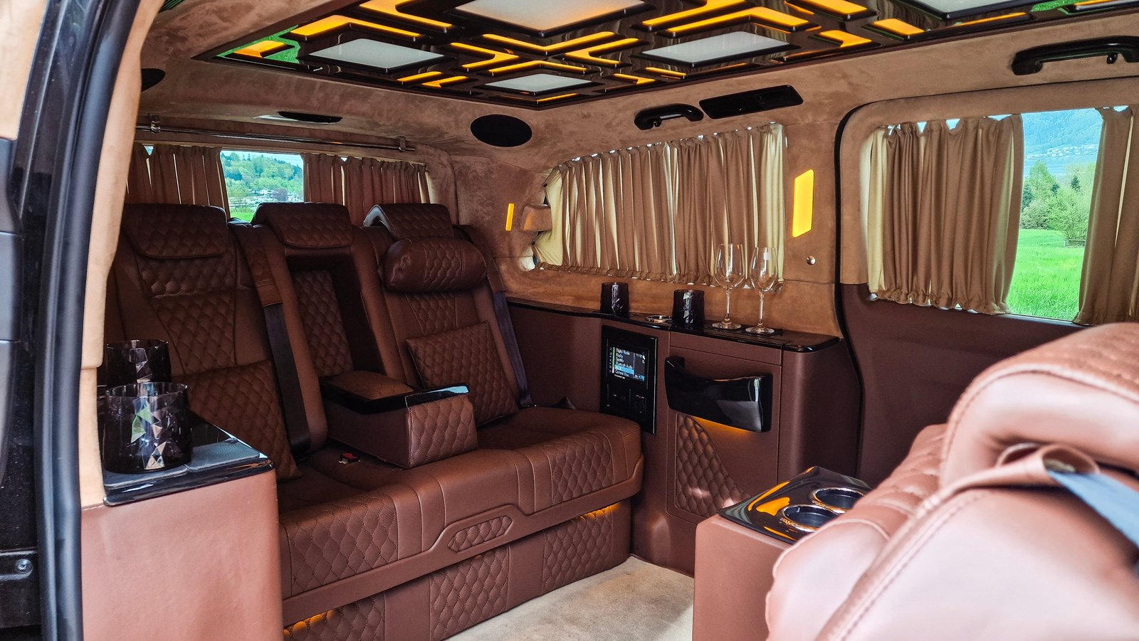 MERCEDES-BENZ Vito VIP-Bus 7-Gtronic, Diesel, Occasioni / Usate, Automatico - 2