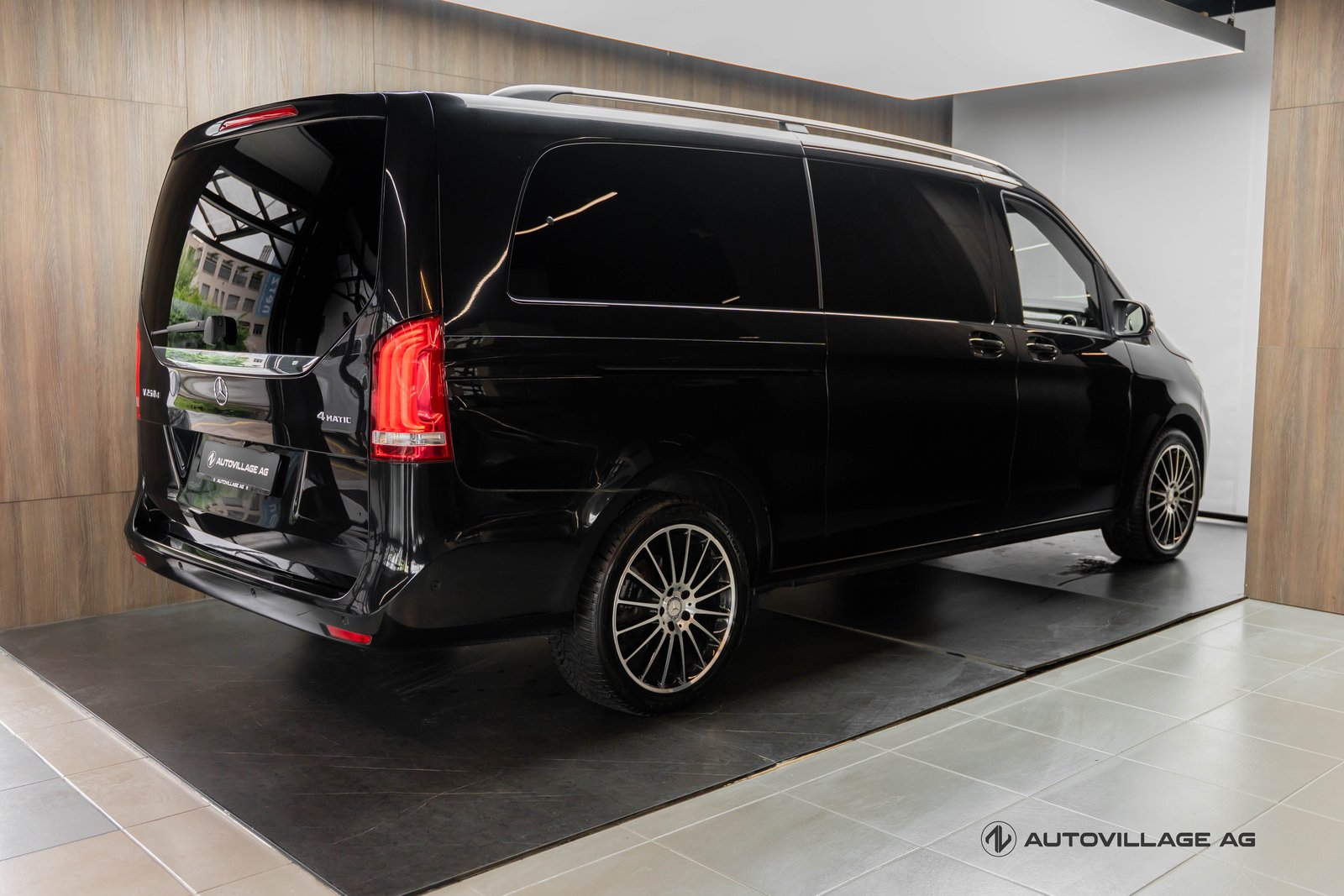 MERCEDES-BENZ V 250 d VIP extralang 4Matic 7G-Tronic, Diesel, Occasioni / Usate, Automatico - 2