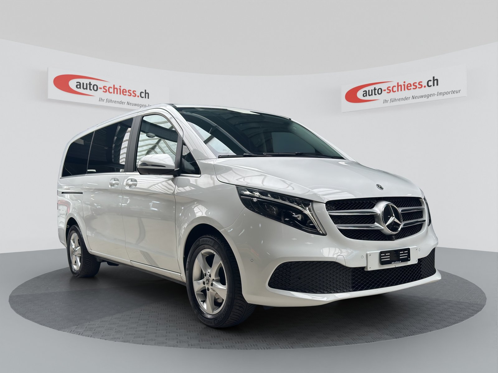 MERCEDES-BENZ V 250 d lang Avantgarde 4Matic 7Pl. G-Tronic, Diesel, Second hand / Used, Automatic