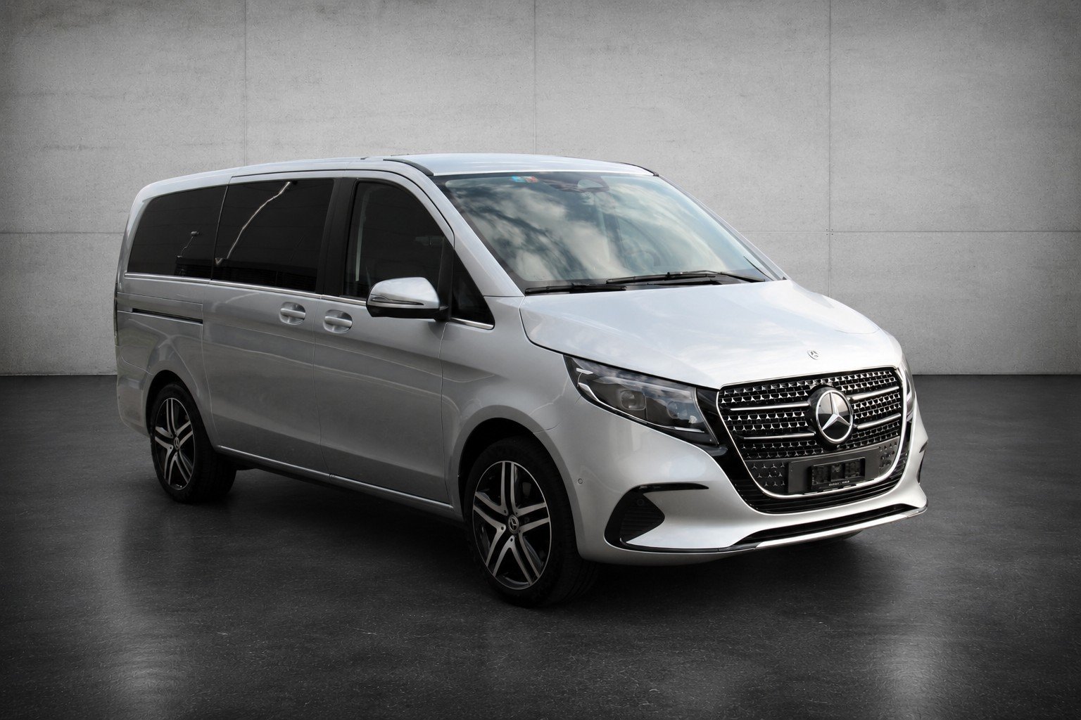 MERCEDES-BENZ V 250 d lang Avantgarde 4Matic G-Tronic, Diesel, Second hand / Used, Automatic - 3
