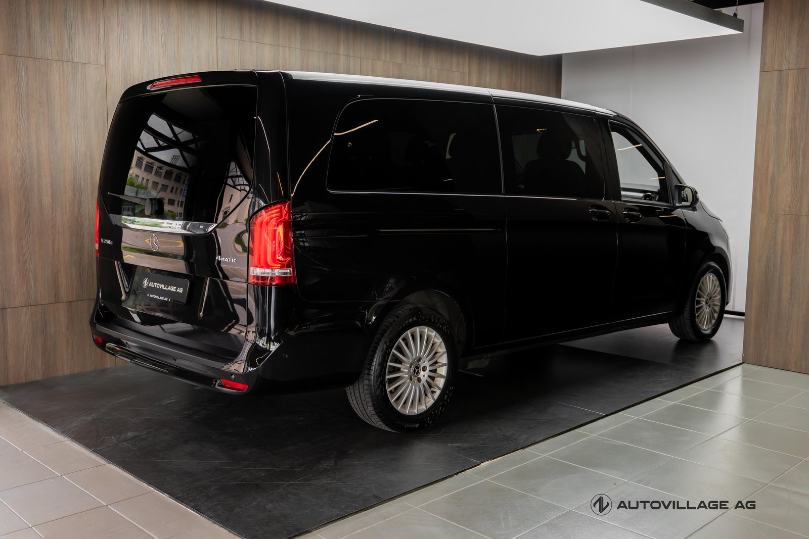 MERCEDES-BENZ V 250 d extralang Avantgarde 4Matic 9G-Tronic, Diesel, Occasion / Gebraucht, Automatik - 2