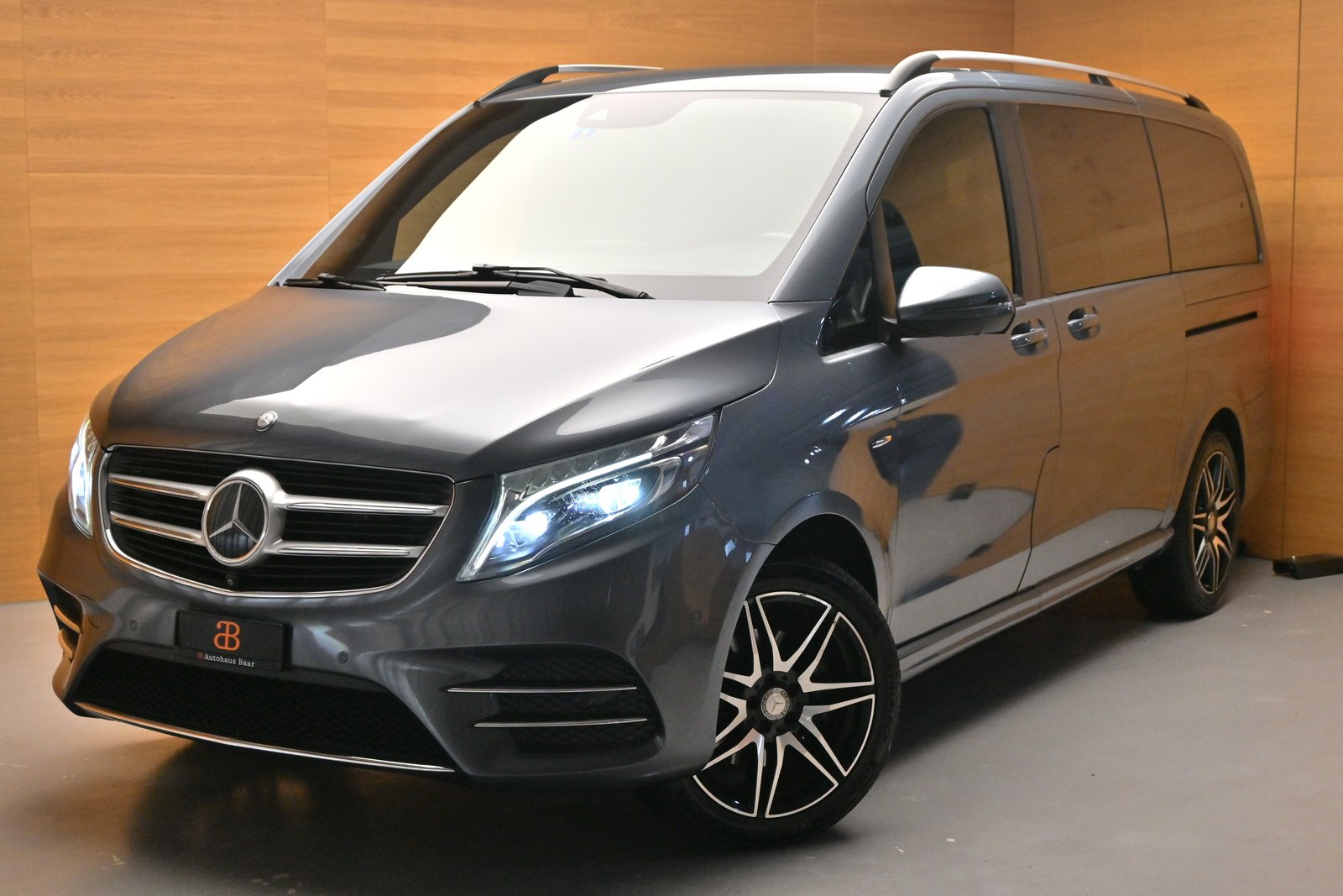 MERCEDES-BENZ V 250 d BlueTec AMG-Line lang 4m