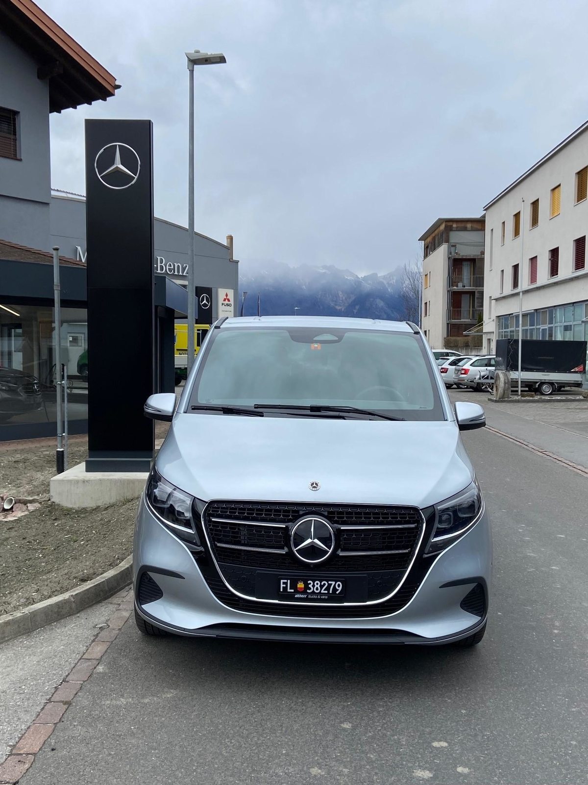 MERCEDES-BENZ V 250d Style L 4x4, Diesel, Voiture de démonstration, Automatique - 2