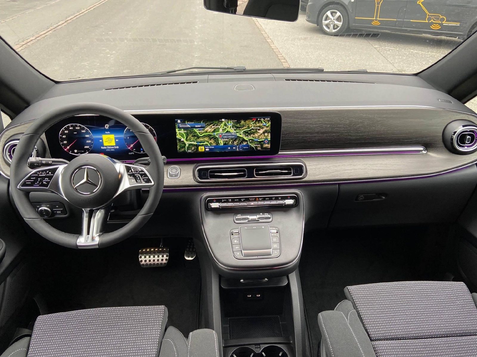 MERCEDES-BENZ V 250d Style L 4x4, Diesel, Voiture de démonstration, Automatique - 6