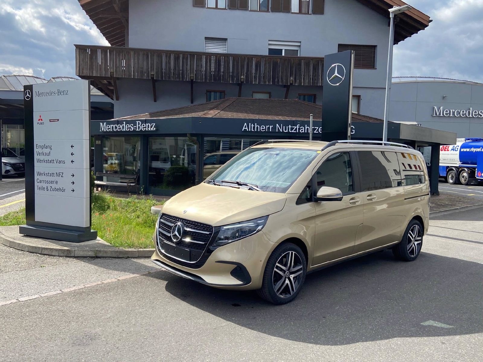 MERCEDES-BENZ V 250 d Style lang Van 4x4