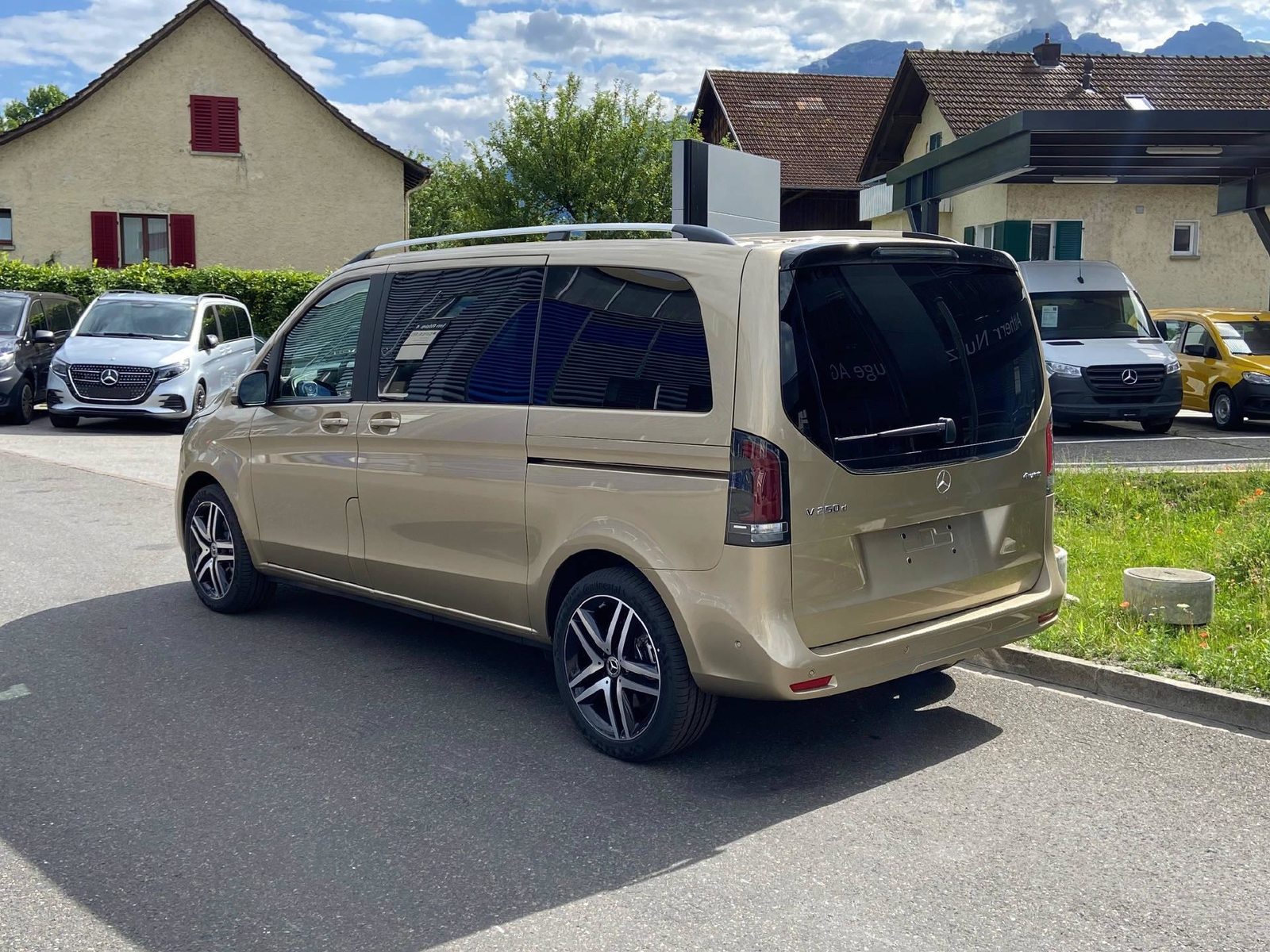 MERCEDES-BENZ V 250d Style K 4x4, Diesel, Ex-demonstrator, Automatic - 6