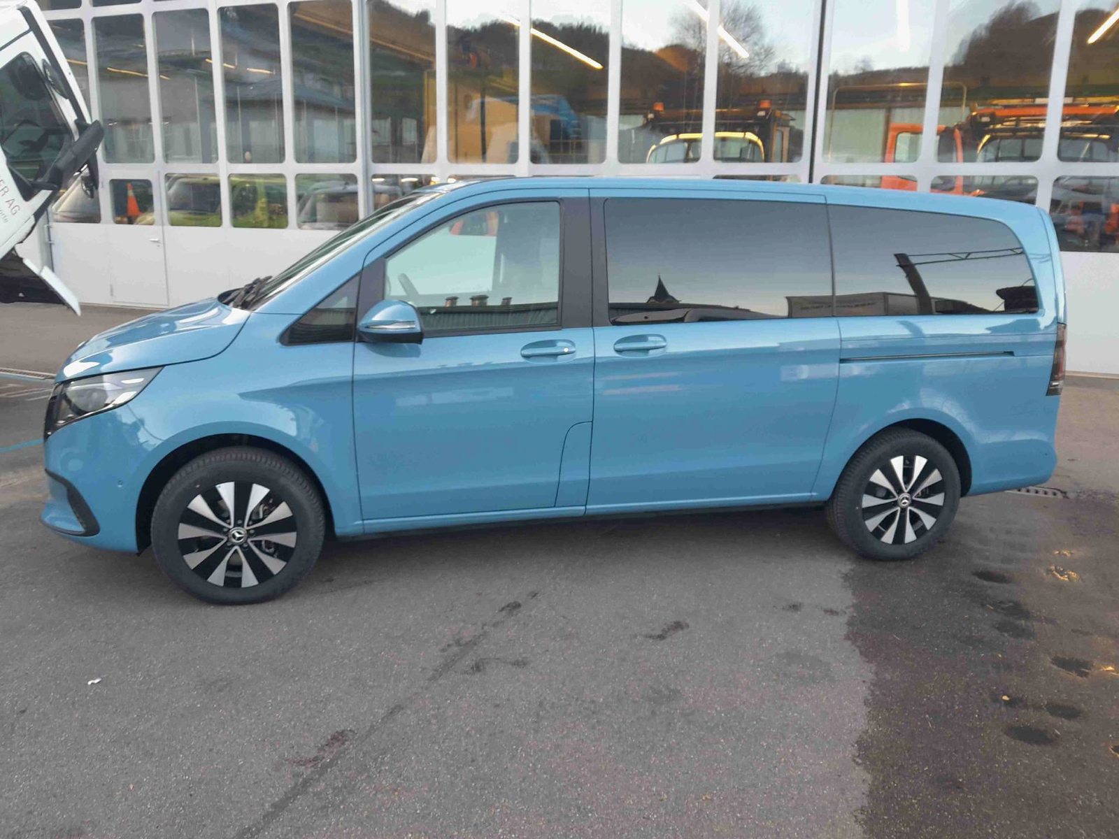 MERCEDES-BENZ V 250d Trend L 4x4, Diesel, Vorführwagen, Automatik - 2