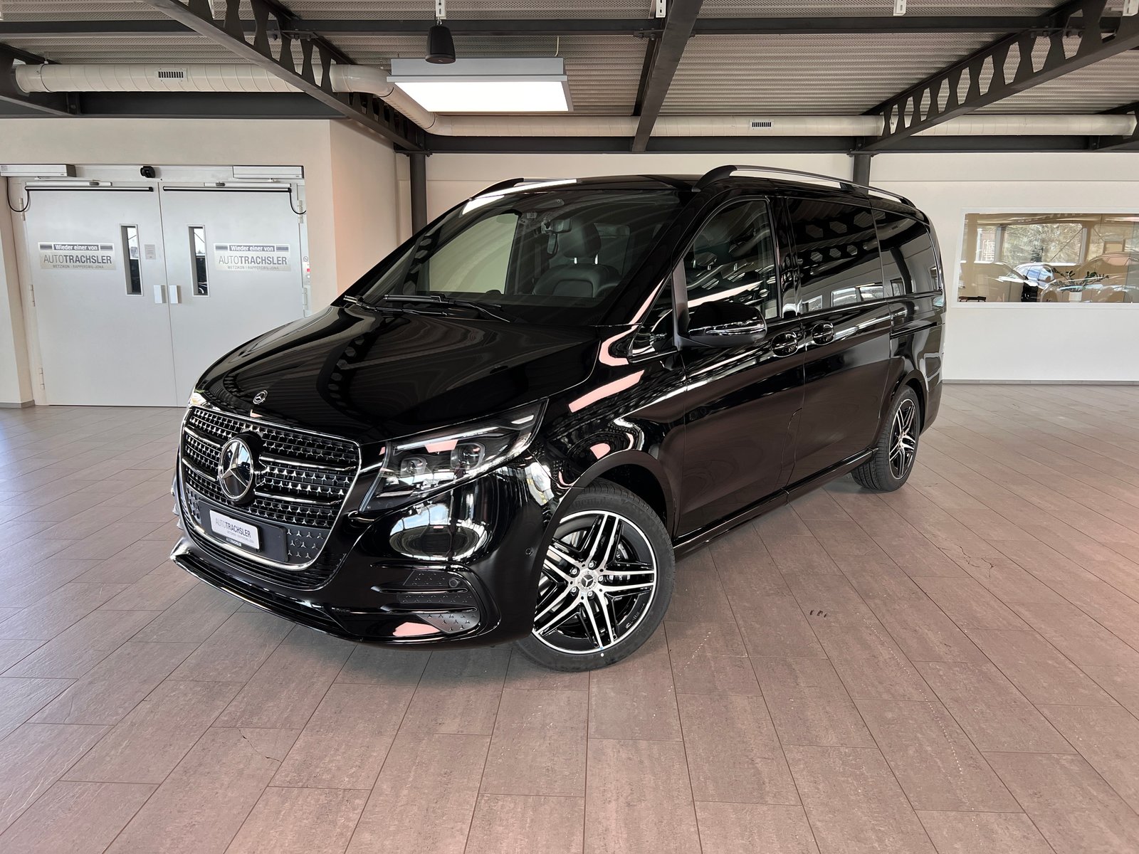 MERCEDES-BENZ V 300 d lang 4Matic Swiss Edition 9G-Tronic