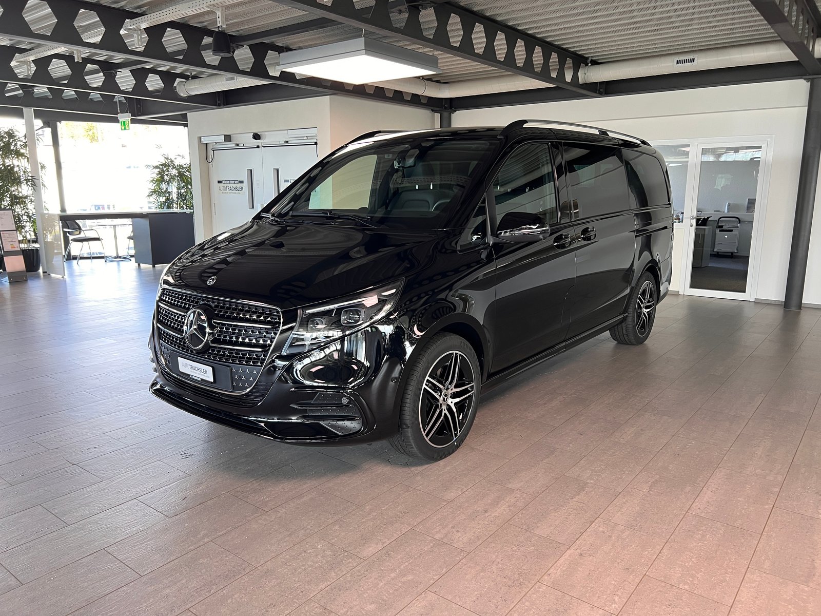 MERCEDES-BENZ V 300 d lang 4Matic Swiss Edition 9G-Tronic, Diesel, Neuwagen, Automatik - 4