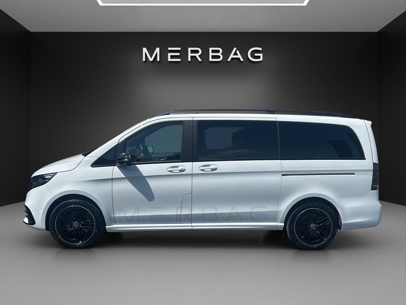 MERCEDES-BENZ V 300 d lang 4Matic Swiss Edition 9G-Tronic, Diesel, Ex-demonstrator, Automatic - 2