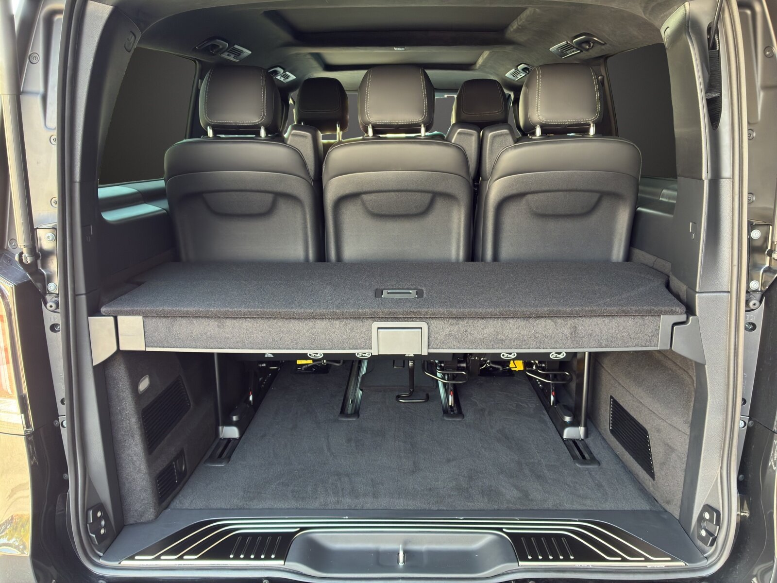 MERCEDES-BENZ V 300 d lang 4Matic Swiss Edition 9G-Tronic, Diesel, Ex-demonstrator, Automatic - 7