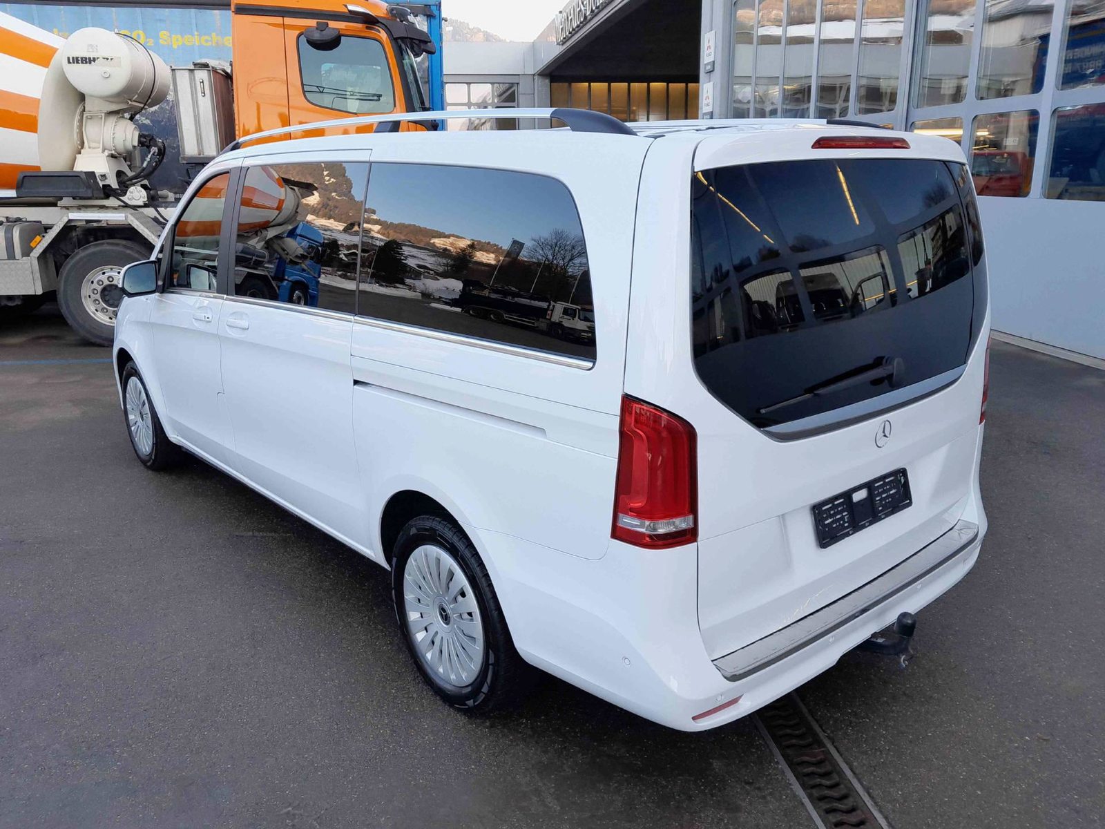 MERCEDES-BENZ V 300d Avantgarde L 4x4, Diesel, Occasion / Utilisé, Automatique - 3