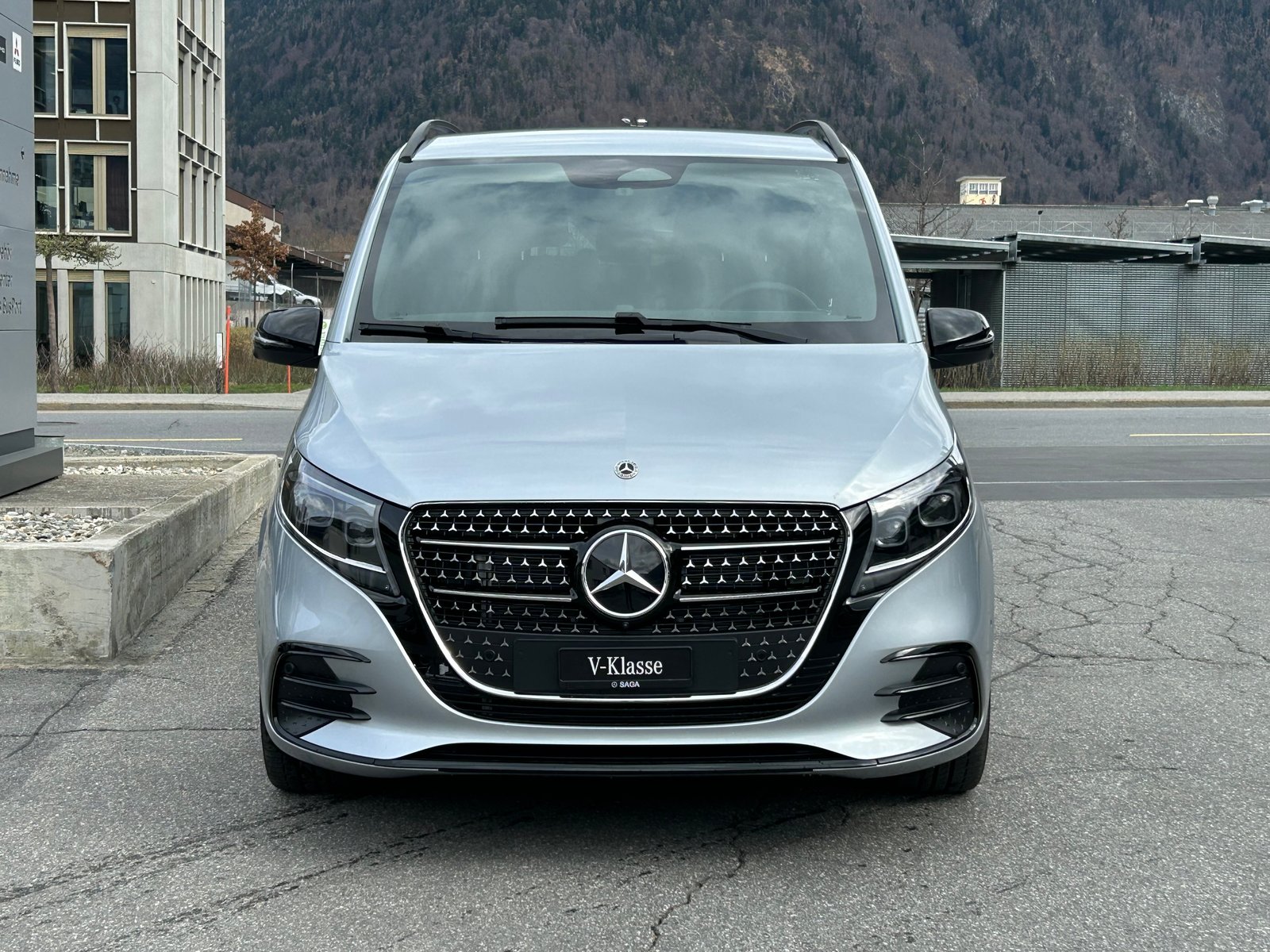 MERCEDES-BENZ V 300 d EXCLUSIVE Swiss Edition Lang 4MATIC, Diesel, Neuwagen, Automatik - 2