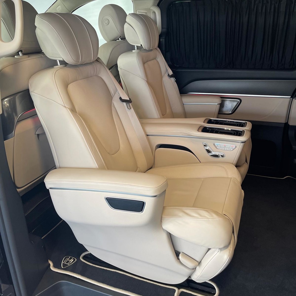 MERCEDES-BENZ V 300 d Extra-Lang 4matic Exclusive FALCON VAL, Diesel, Voiture nouvelle, Automatique - 7