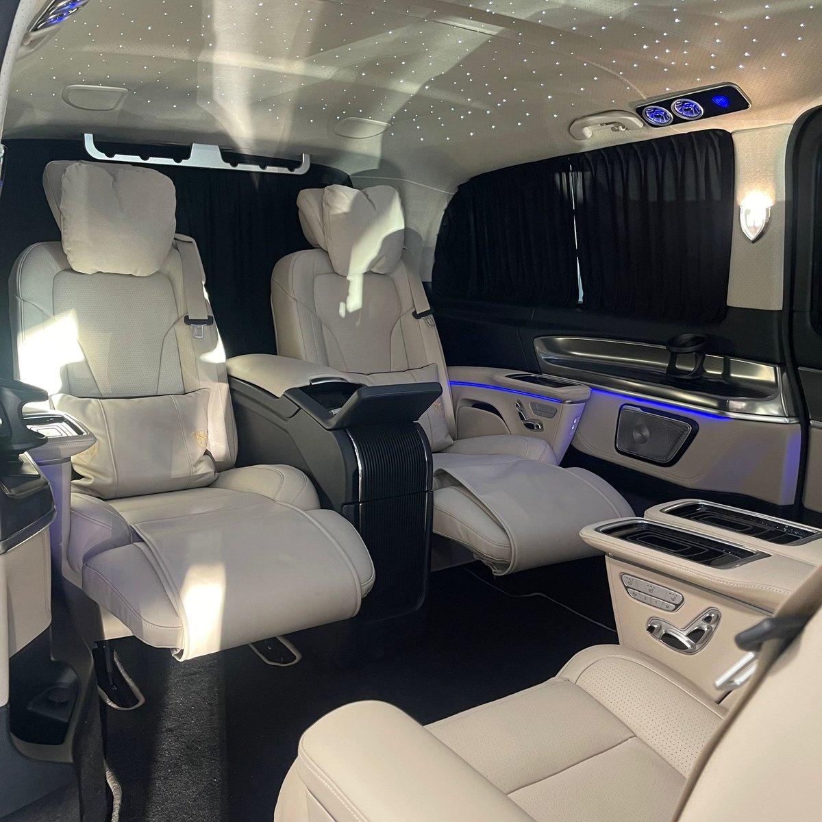 MERCEDES-BENZ V 300 d Extra-Lang 4matic Exclusive FALCON ZER, Diesel, Voiture nouvelle, Automatique - 3