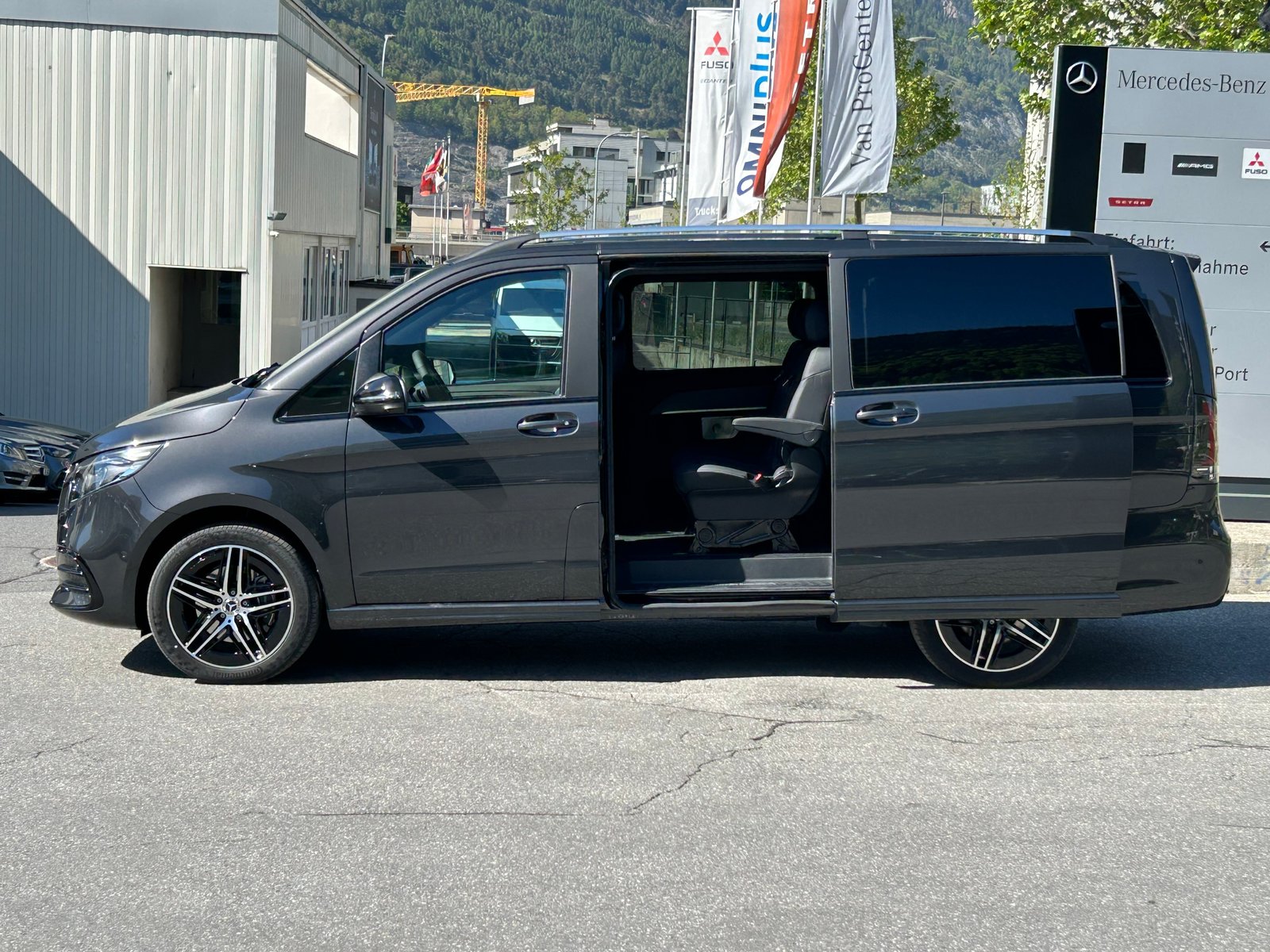 MERCEDES-BENZ V 300 d EXCLUSIVE Swiss Edition 4Matic, Diesel, Voiture nouvelle, Automatique - 5