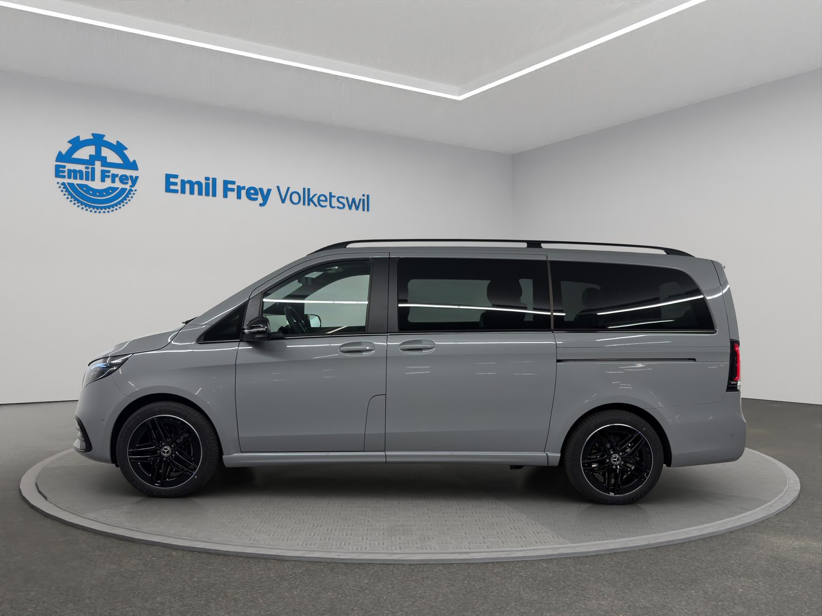 MERCEDES-BENZ V 300 d Swiss Ed. lang 4matic Van, Diesel, New car, Automatic - 2