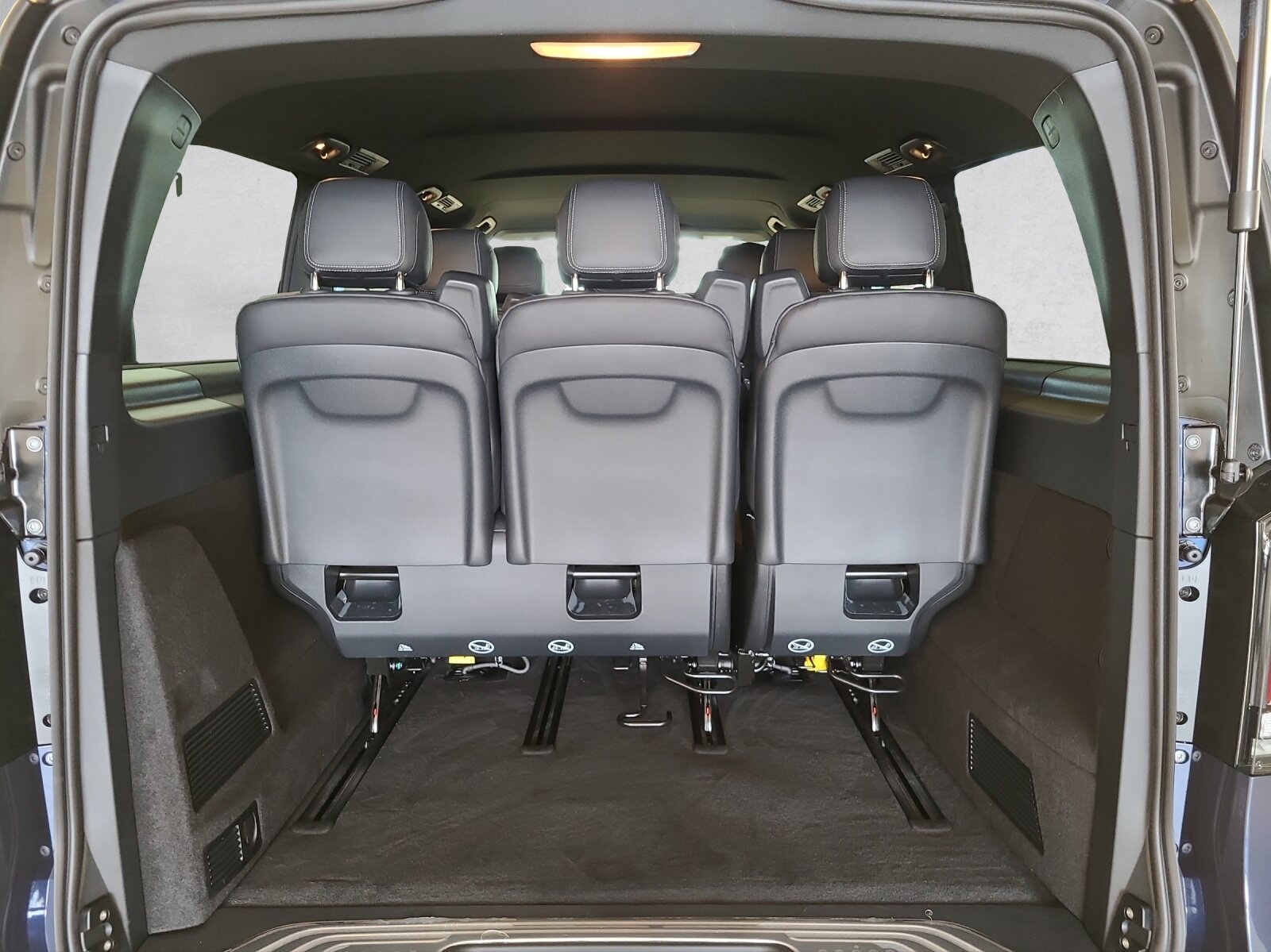 MERCEDES-BENZ V 300 d Avantgarde lang 4M 447, Diesel, Neuwagen, Automatik - 6