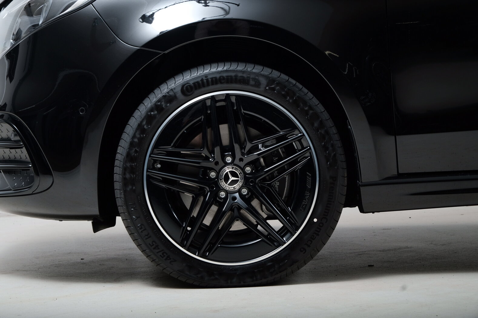 MERCEDES-BENZ V 300 d Exclusive 4matic lang Swiss Edition W447, Diesel, Auto nuove, Automatico - 3
