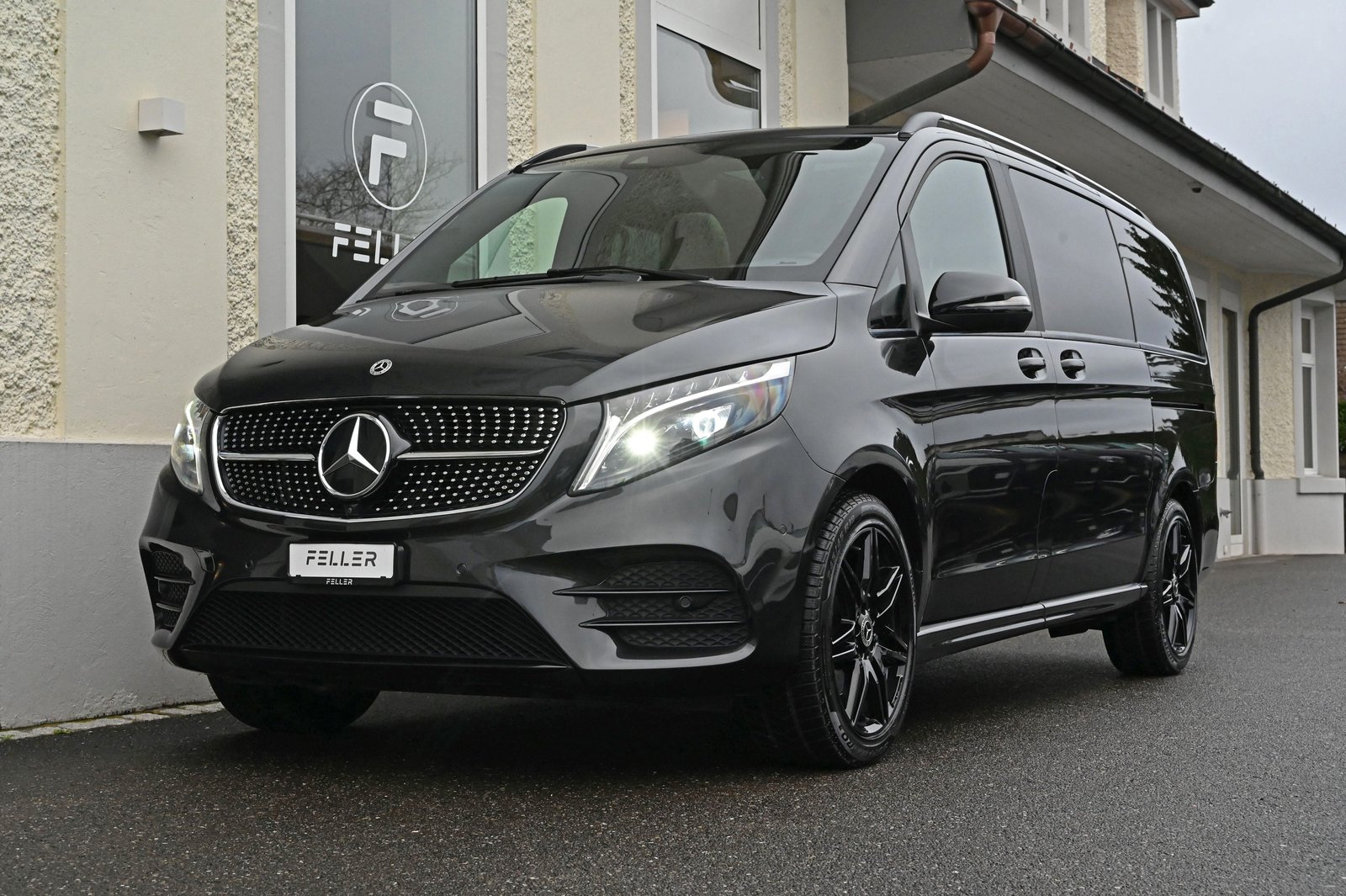 MERCEDES-BENZ V 300 d lang Exclusive 4Matic 9G-Tronic **Luxus-Paket**, Diesel, Occasion / Utilisé, Automatique - 2