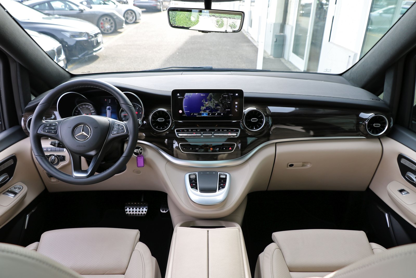 MERCEDES-BENZ V 300 d lang Exclusive 4Matic 9G-Tronic **Luxus-Paket**, Diesel, Occasion / Utilisé, Automatique - 6