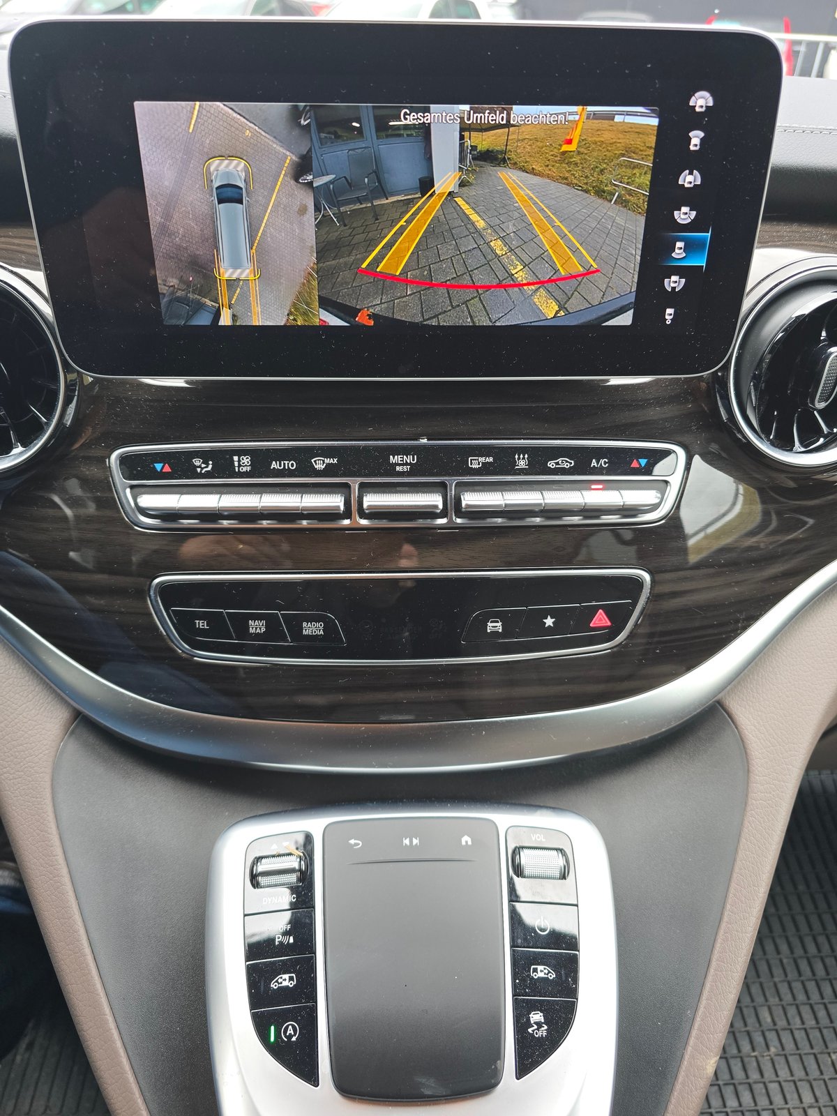 MERCEDES-BENZ V 300 d lang Avantgarde 4Matic 9G-Tronic, Diesel, Second hand / Used, Automatic - 3