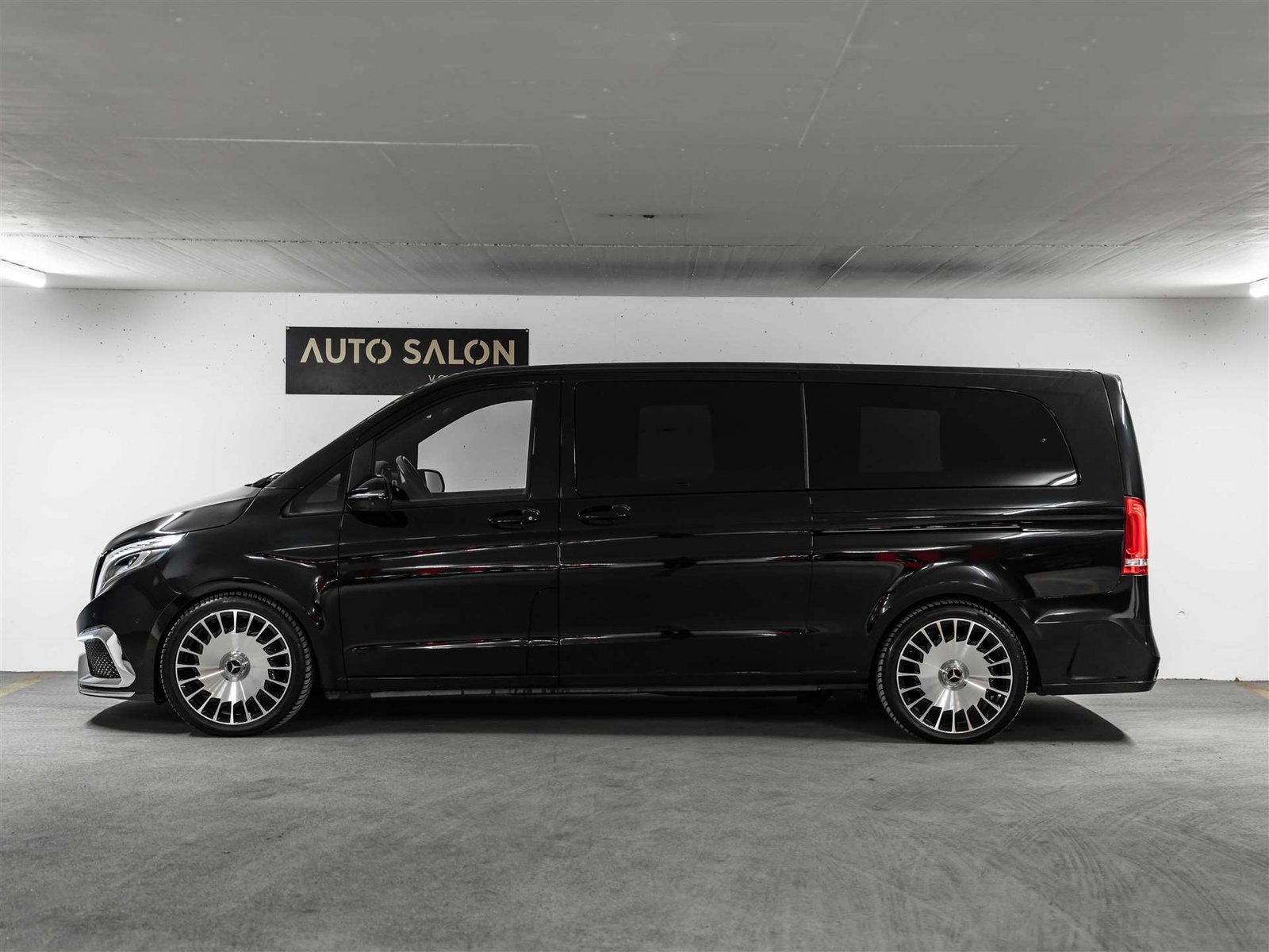 MERCEDES-BENZ V 300 d extralang Avantgarde 9G-Tronic *V.I.P Umbau*TV*Mayba, Diesel, Occasioni / Usate, Automatico - 3