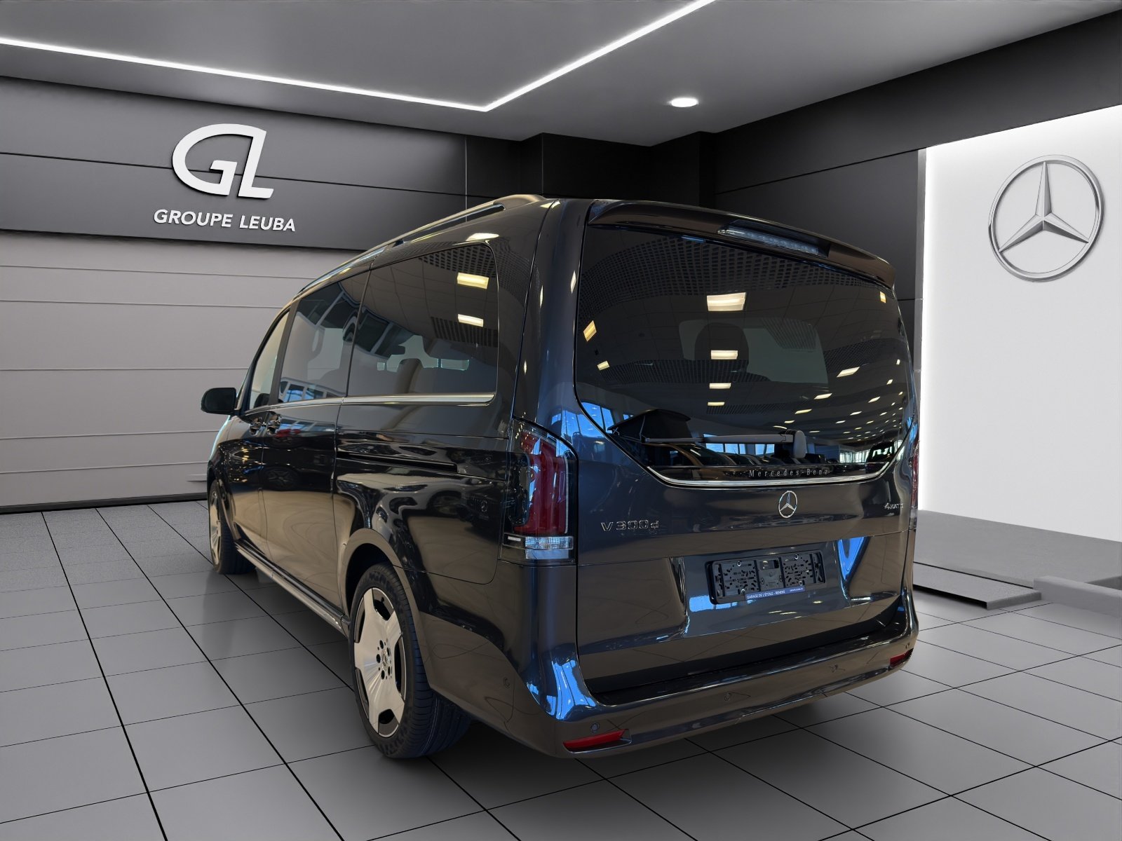 MERCEDES-BENZ V 300 d lang Exclusive 4Matic 9G-Tronic, Diesel, Occasion / Gebraucht, Automat - 4