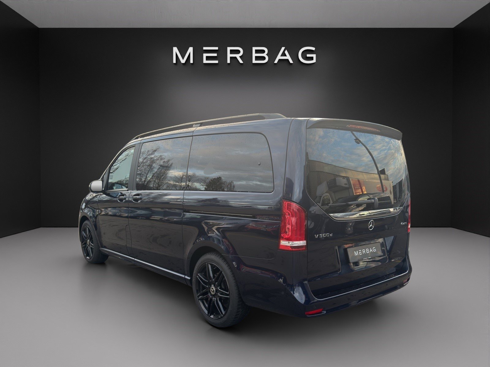MERCEDES-BENZ V 300 d lang Exclusive 4Matic 9G-Tronic, Diesel, Second hand / Used, Automatic - 4