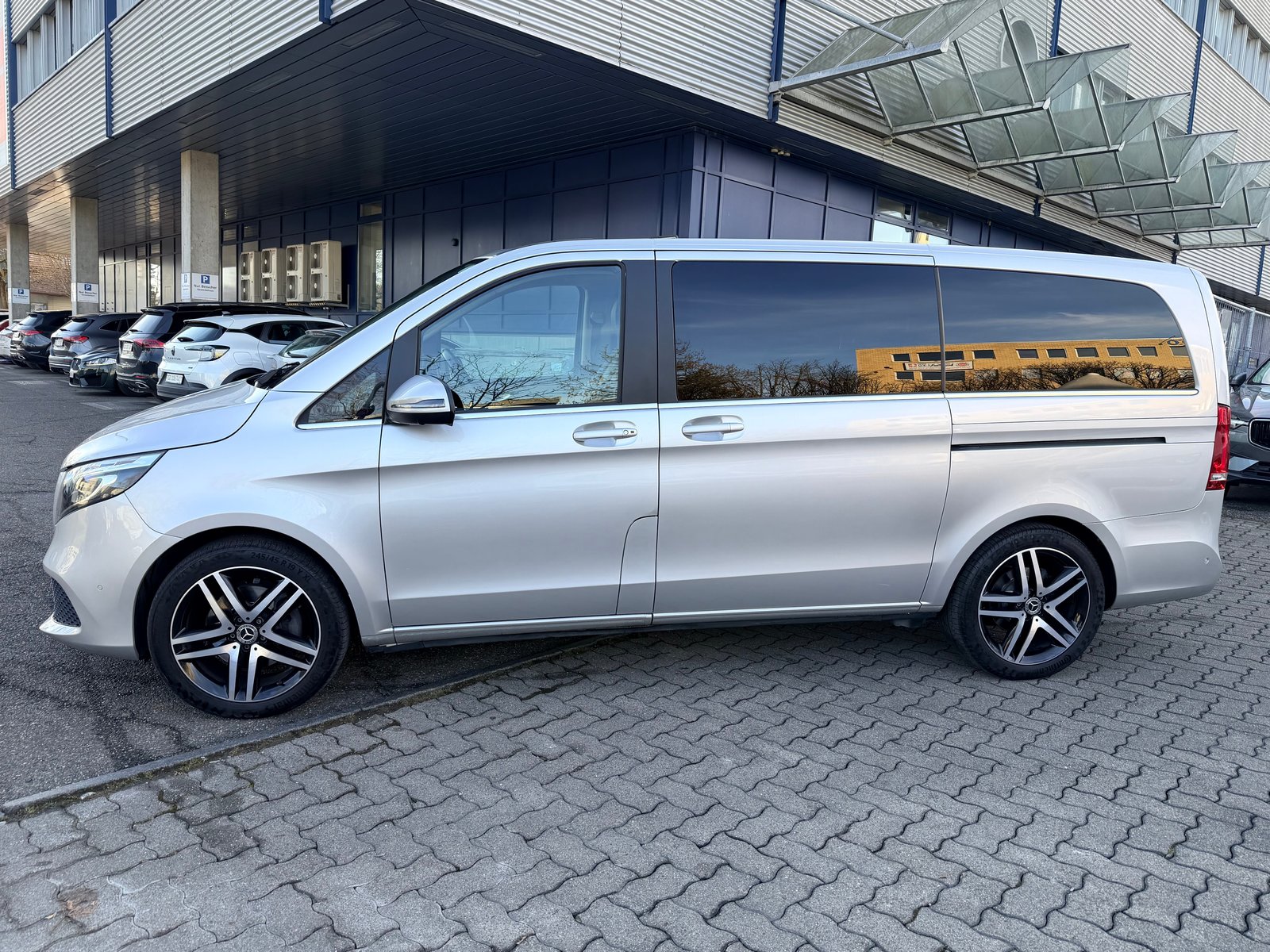 MERCEDES-BENZ V 300 d lang Avantgarde 4Matic 9G-Tronic, Diesel, Occasion / Gebraucht, Automatik - 6