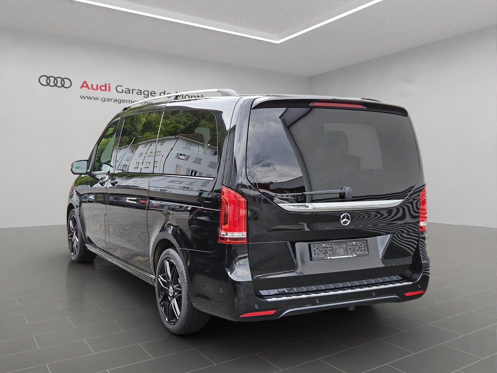 MERCEDES-BENZ V 300 d lang Swiss Edition 4Matic 9G-Tronic, Diesel, Occasion / Gebraucht, Automatik - 2