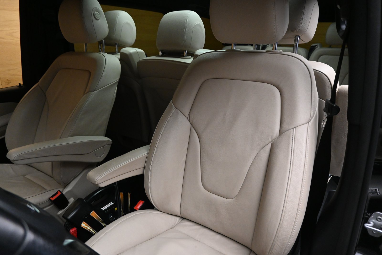 MERCEDES-BENZ V 300 d lang AMG.Line 4Matic 9G-Tronic, Diesel, Occasion / Gebraucht, Automatik - 6