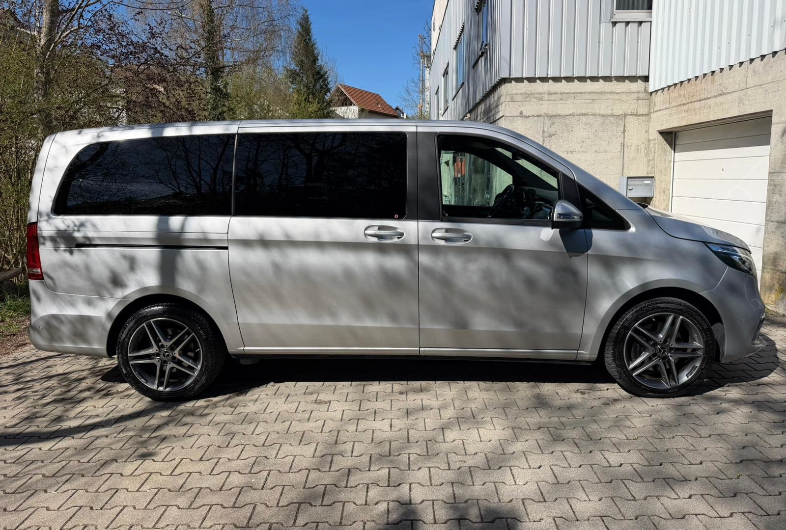 MERCEDES-BENZ V 300 d lang Avantgarde 4Matic 9G-Tronic, Diesel, Occasion / Gebraucht, Automatik - 7