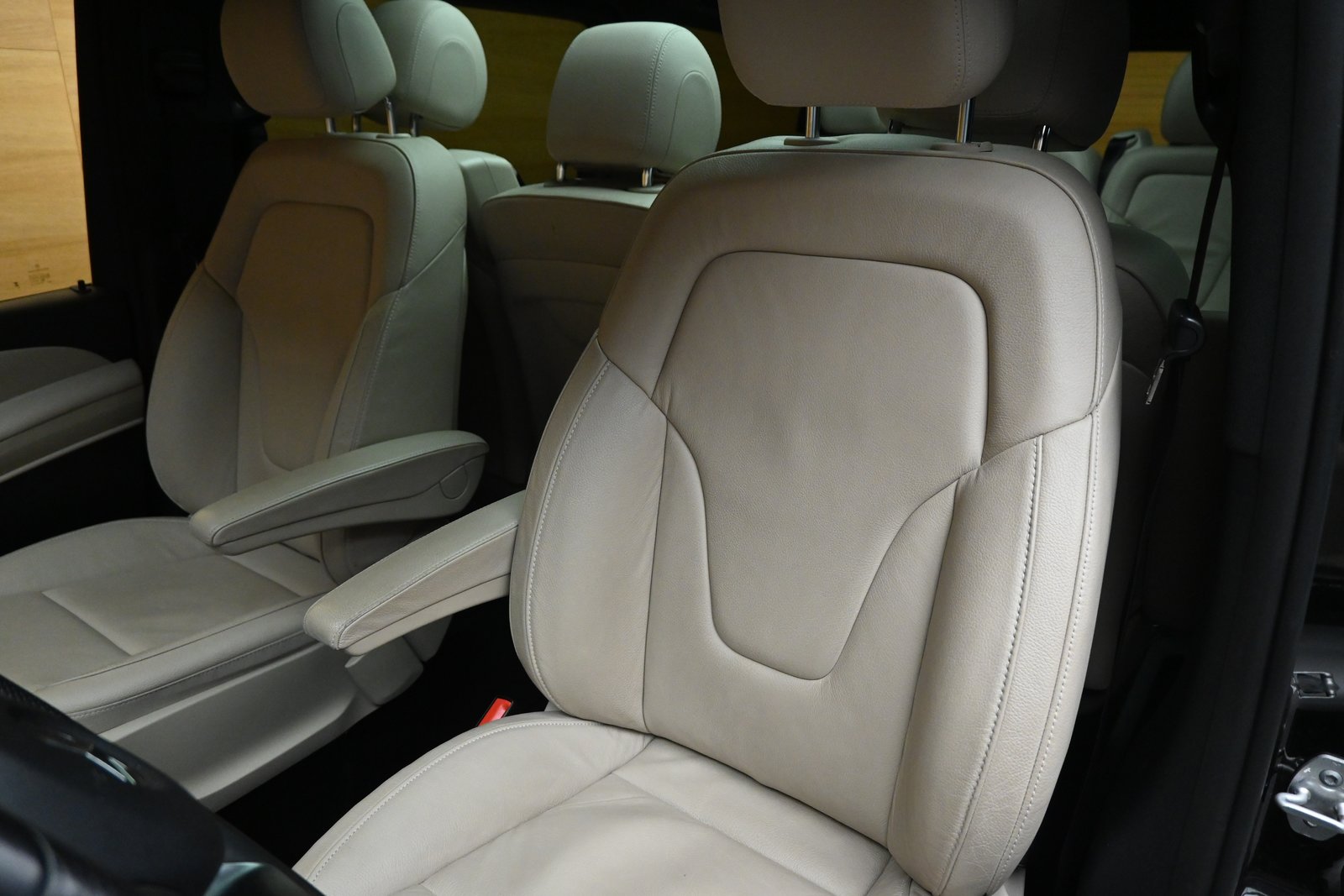 MERCEDES-BENZ d lang AMG.Line 4Matic 9G-Tronic, Diesel, Second hand / Used, Automatic - 6