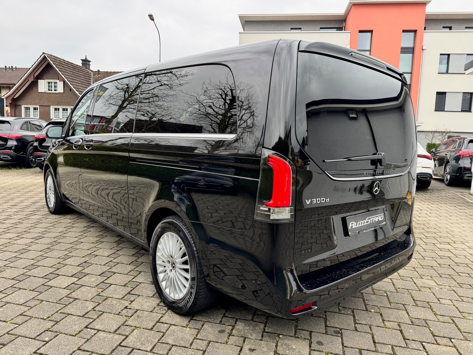 MERCEDES-BENZ V 300 d extralang Avantgarde 4Matic 9G-Tronic, Diesel, Occasion / Utilisé, Automatique - 6
