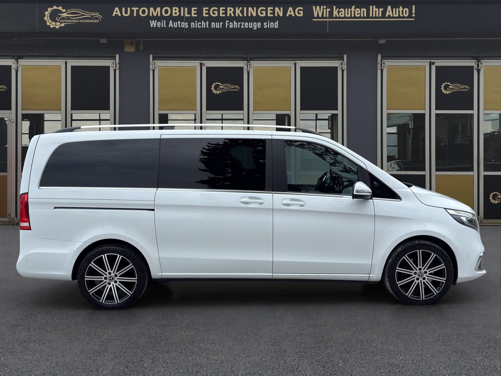 MERCEDES-BENZ V 300 d Avantgarde lang 4matic Van, Diesel, Occasioni / Usate, Automatico - 4