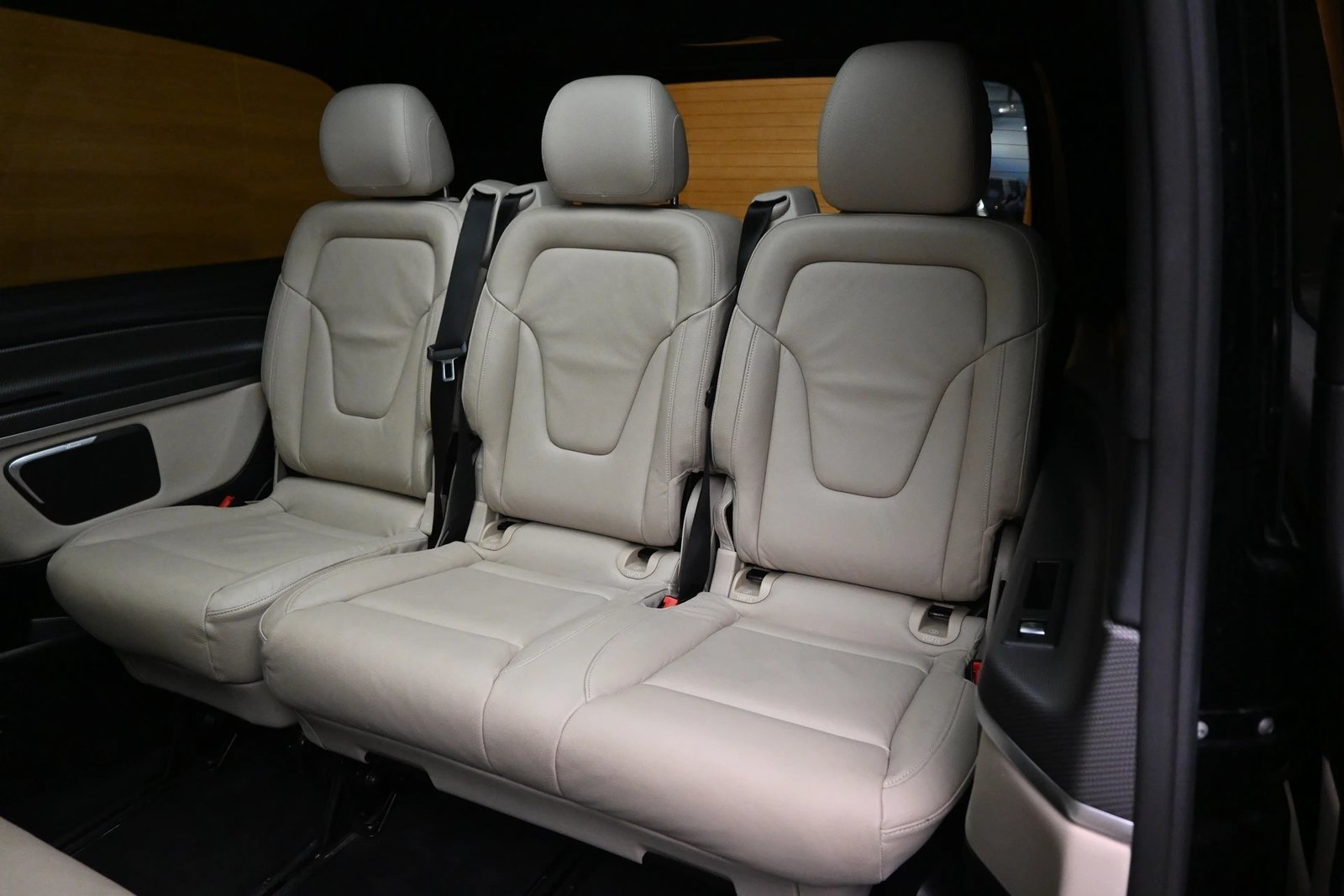 MERCEDES-BENZ V 300 d lang AMG-Line 4Matic 9G-Tronic, Diesel, Second hand / Used, Automatic - 7