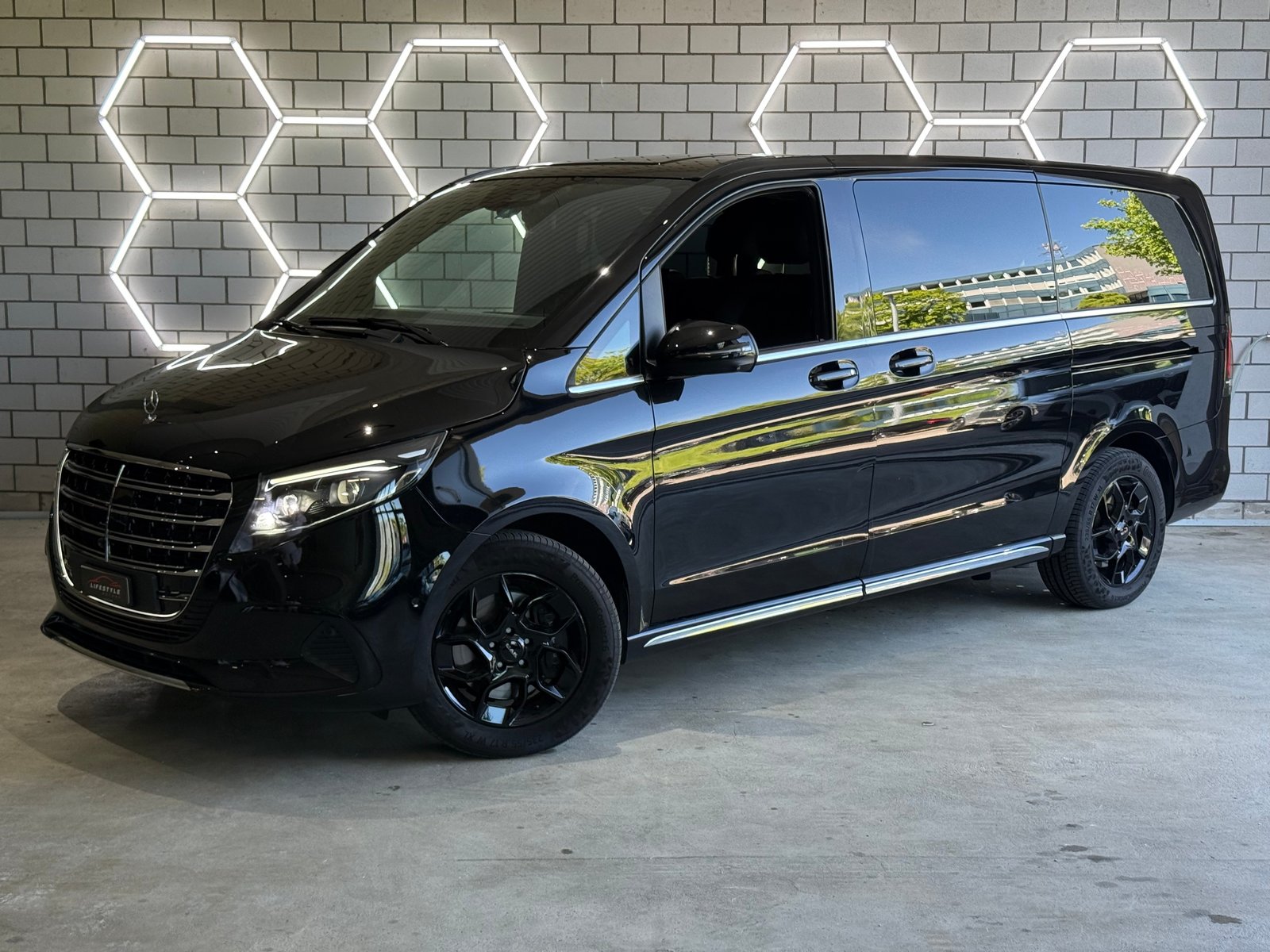 MERCEDES-BENZ V 300 d lang Exclusive 4Matic 9G-Tronic