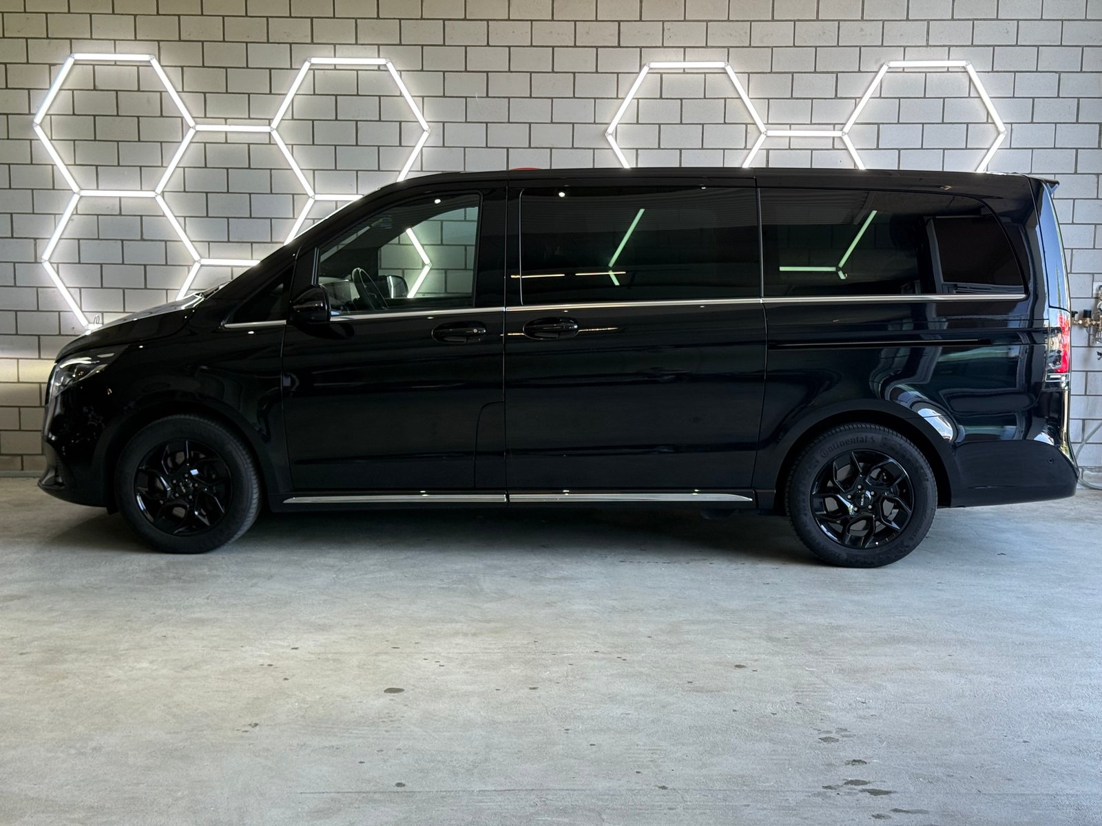 MERCEDES-BENZ V 300 d lang Exclusive 4Matic 9G-Tronic, Diesel, Occasion / Gebraucht, Automatik - 2