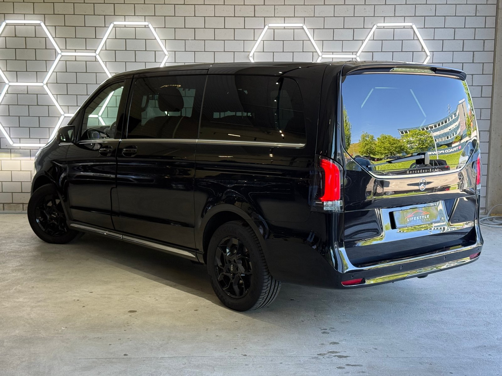 MERCEDES-BENZ V 300 d lang Exclusive 4Matic 9G-Tronic, Diesel, Occasion / Gebraucht, Automatik - 3